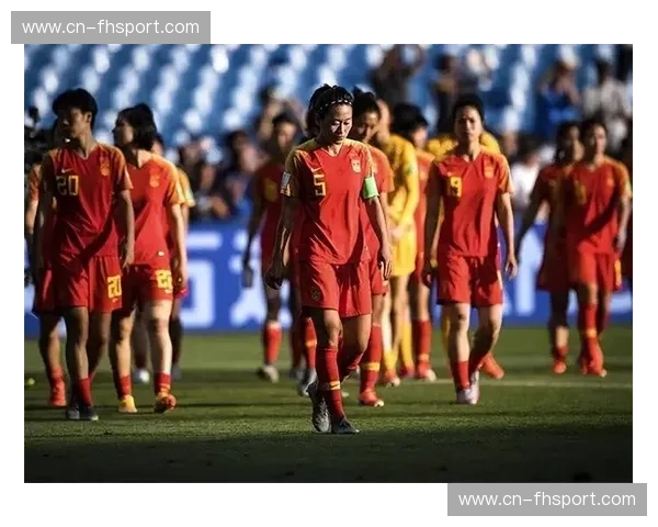 铿锵玫瑰的亚洲杯征途：越南与日本的绿茵对决，荣耀与梦想的碰撞